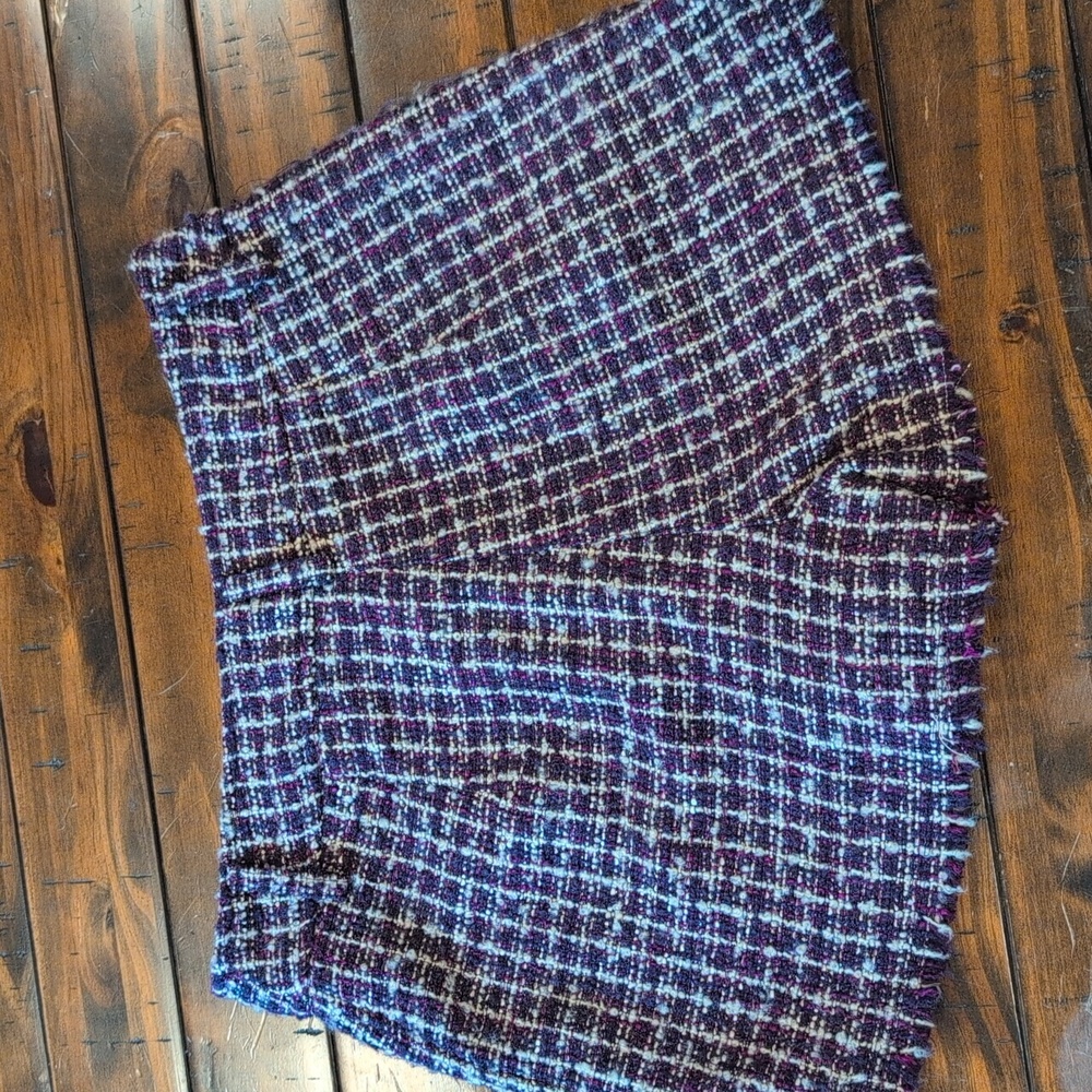 House Of Harlow Tweed Shorts - Picture 7 of 8